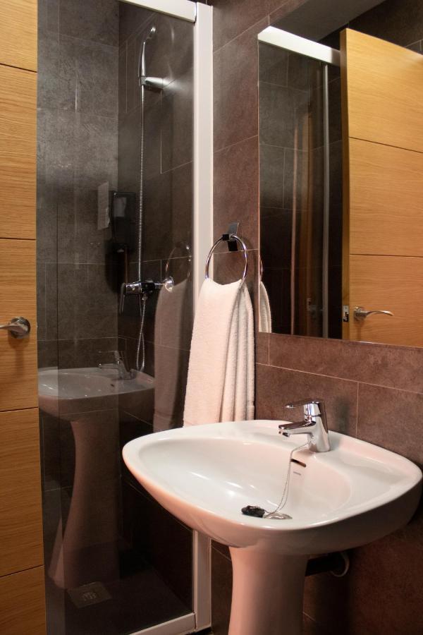 Hotel Manzanito Антекера Экстерьер фото