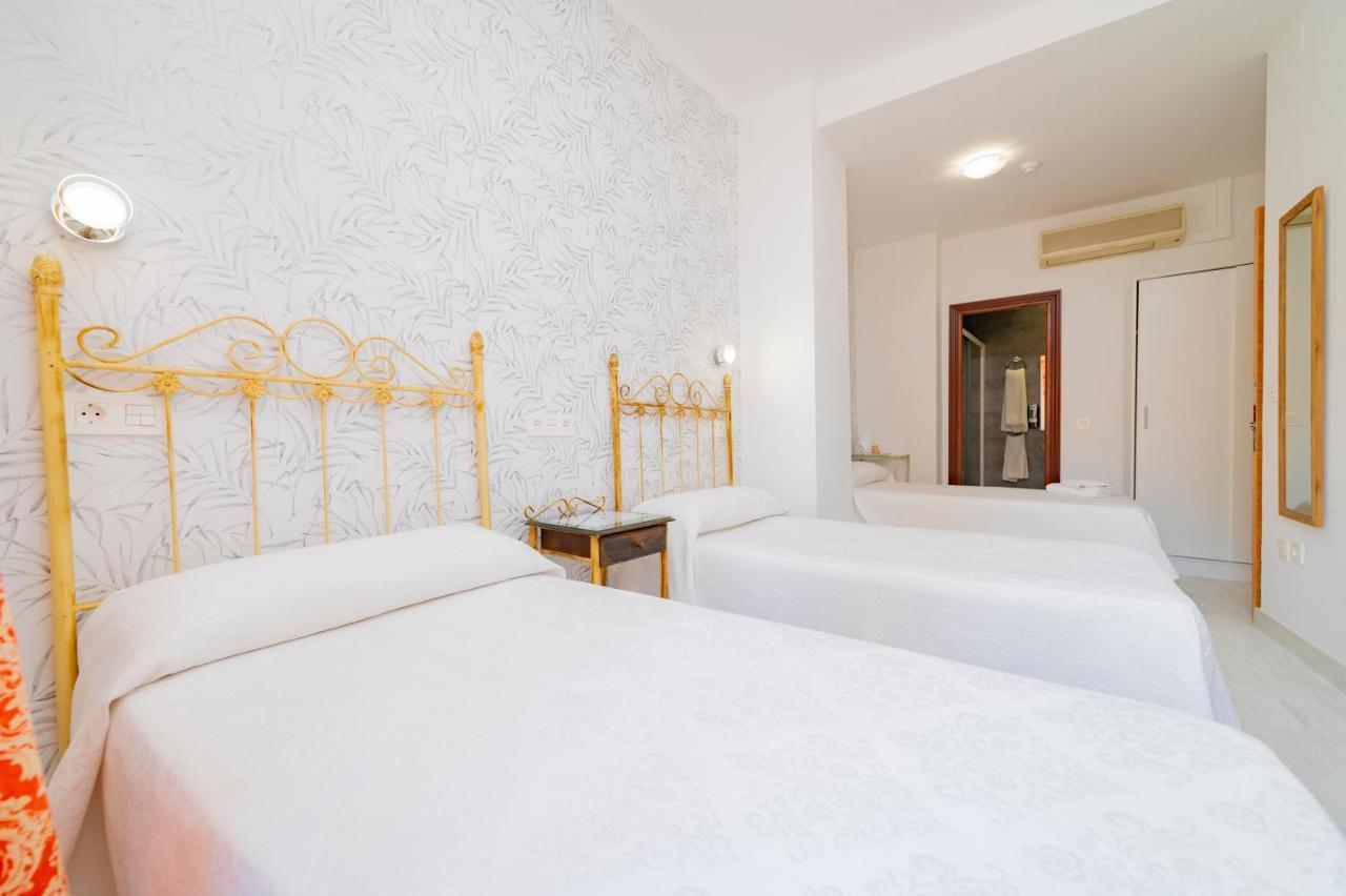 Hotel Manzanito Антекера Экстерьер фото