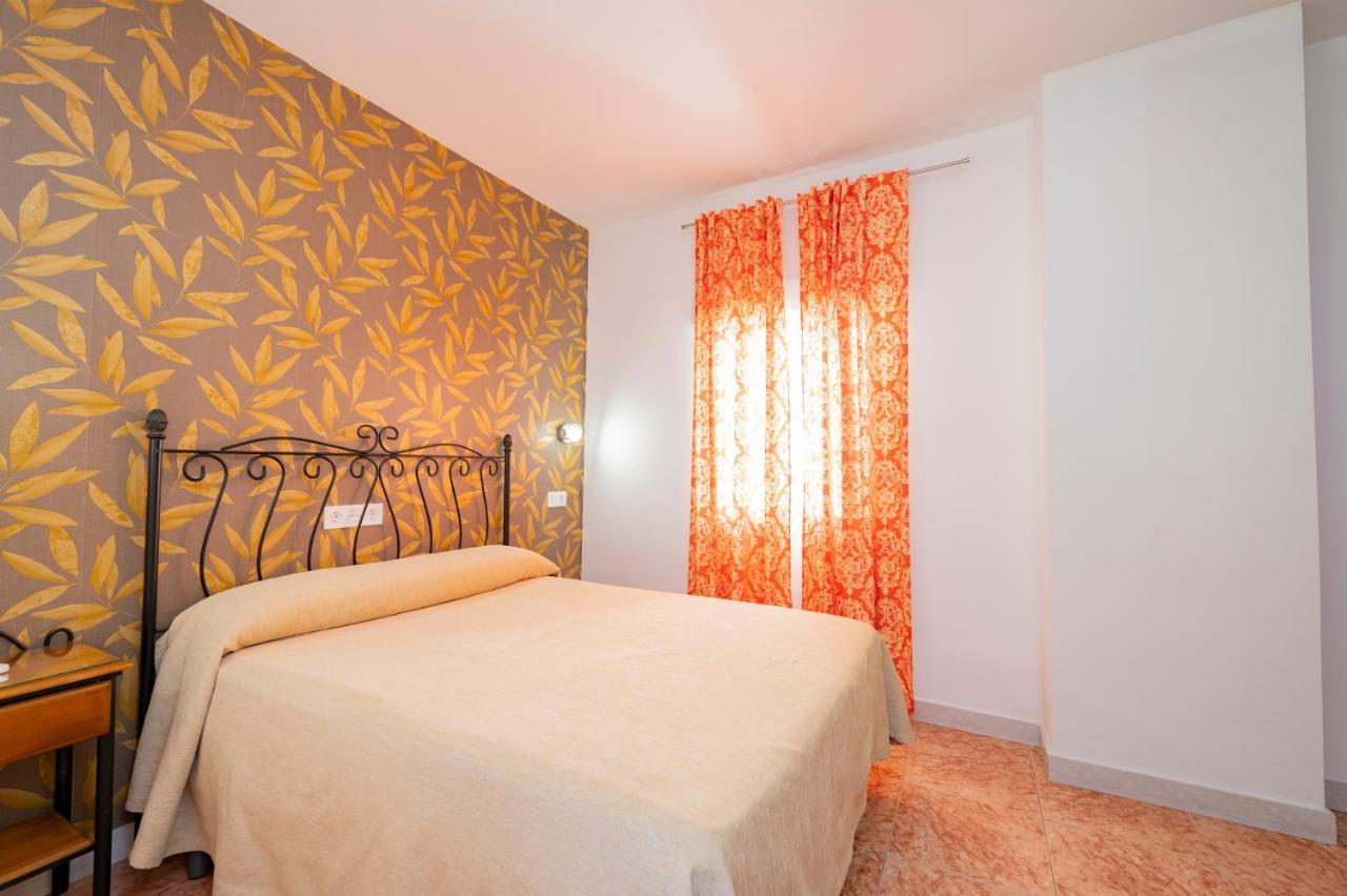 Hotel Manzanito Антекера Экстерьер фото