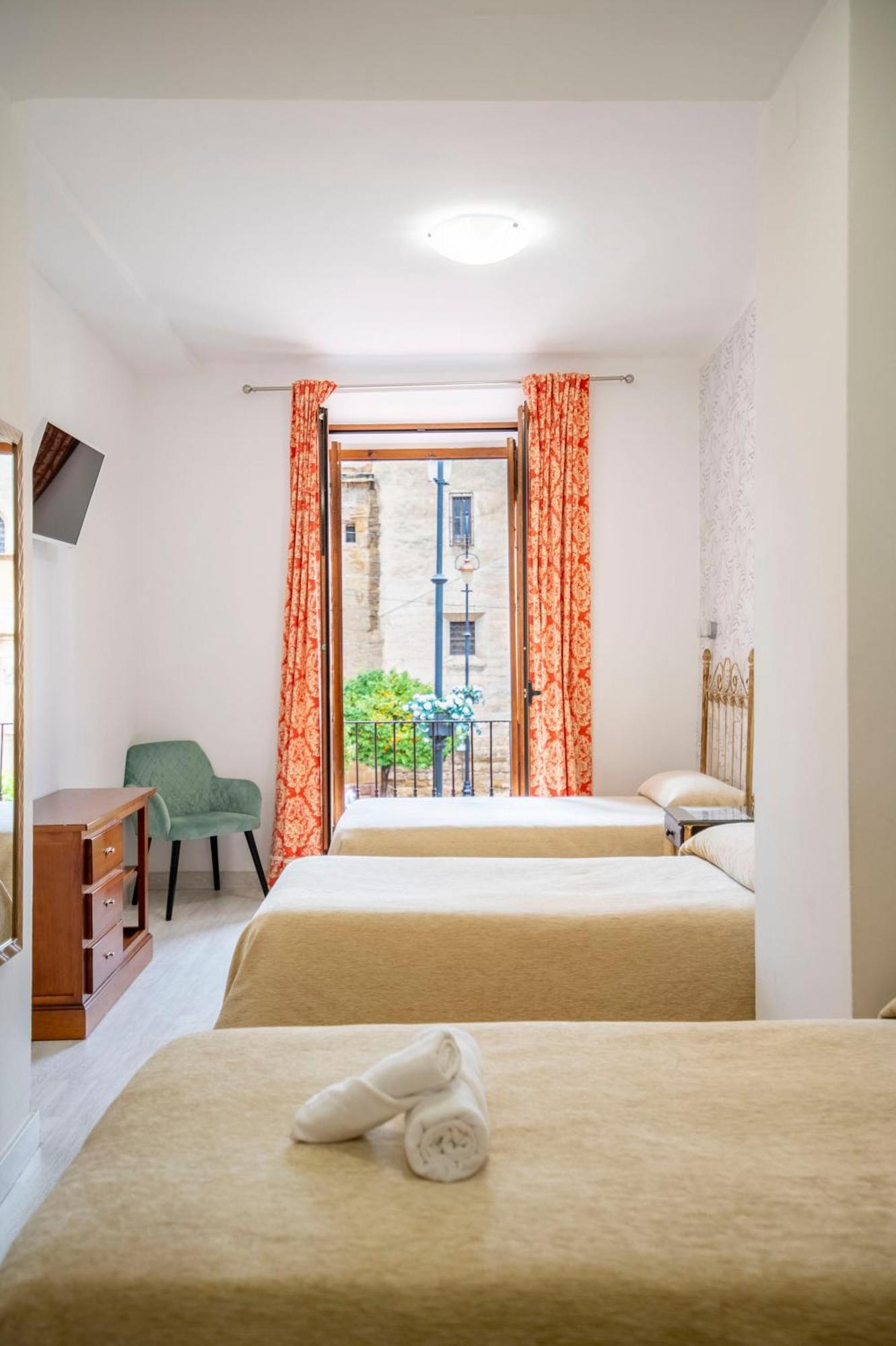 Hotel Manzanito Антекера Экстерьер фото