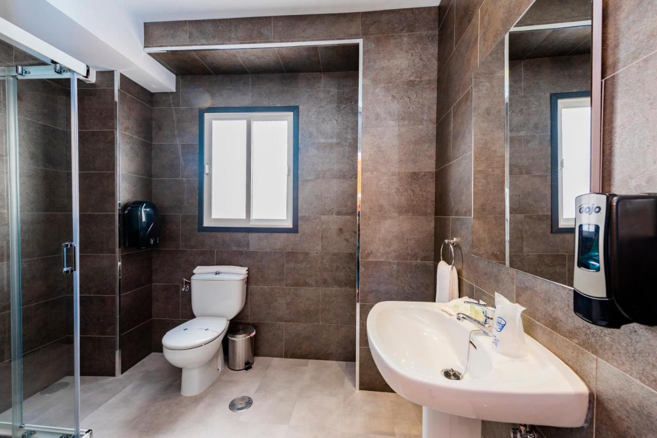 Hotel Manzanito Антекера Экстерьер фото